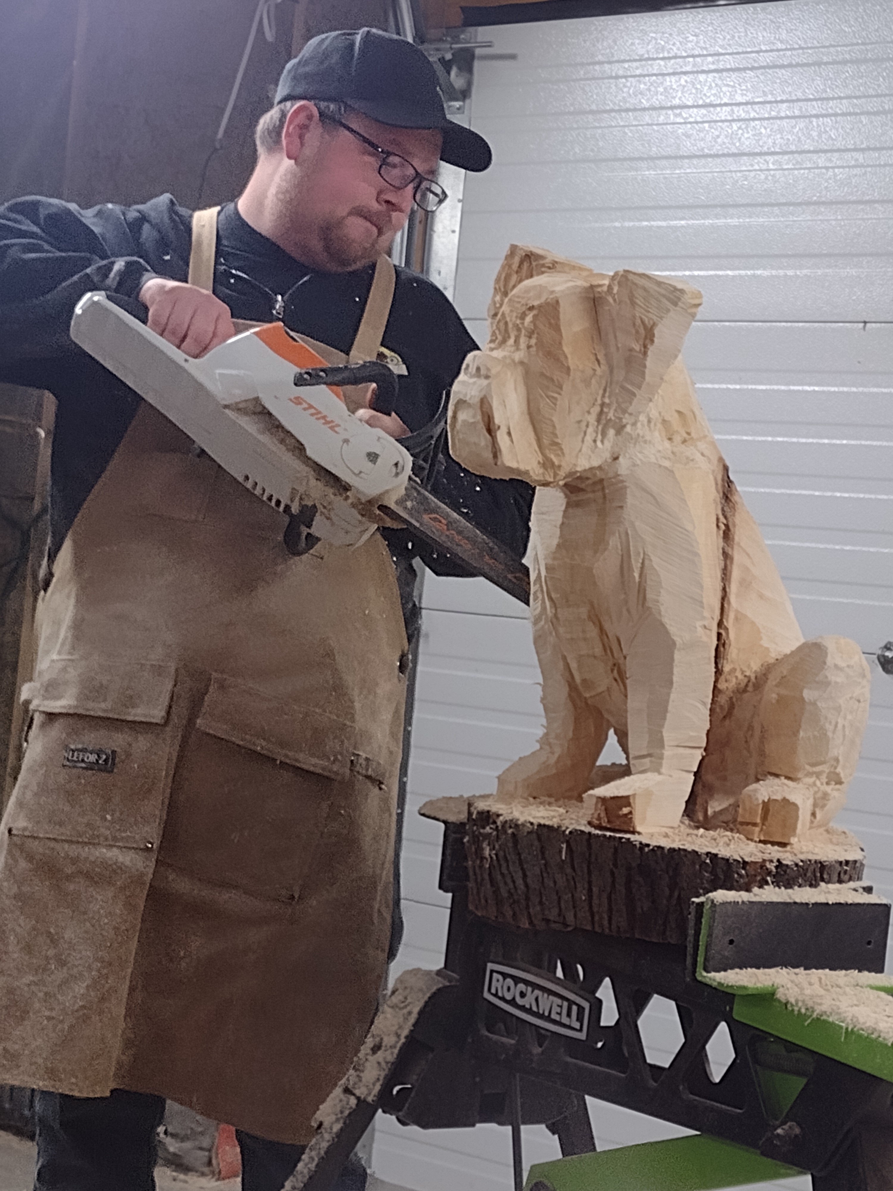 Chainsaw Carvings Mammoth Sawmill